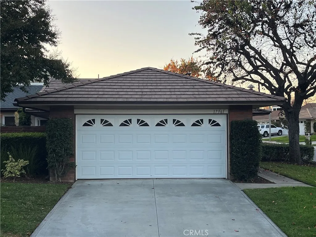 17361 Sandalwood, Irvine, California 92612 home-pic-3