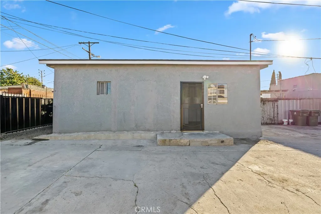 9008 Baring Cross, Los Angeles, California 90044 home-pic-24