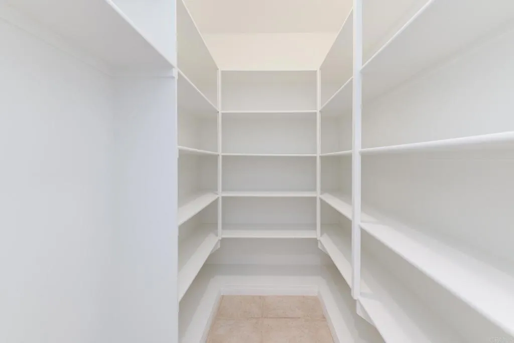 2449 Trails End, Fallbrook, California 92028 home-pic-14