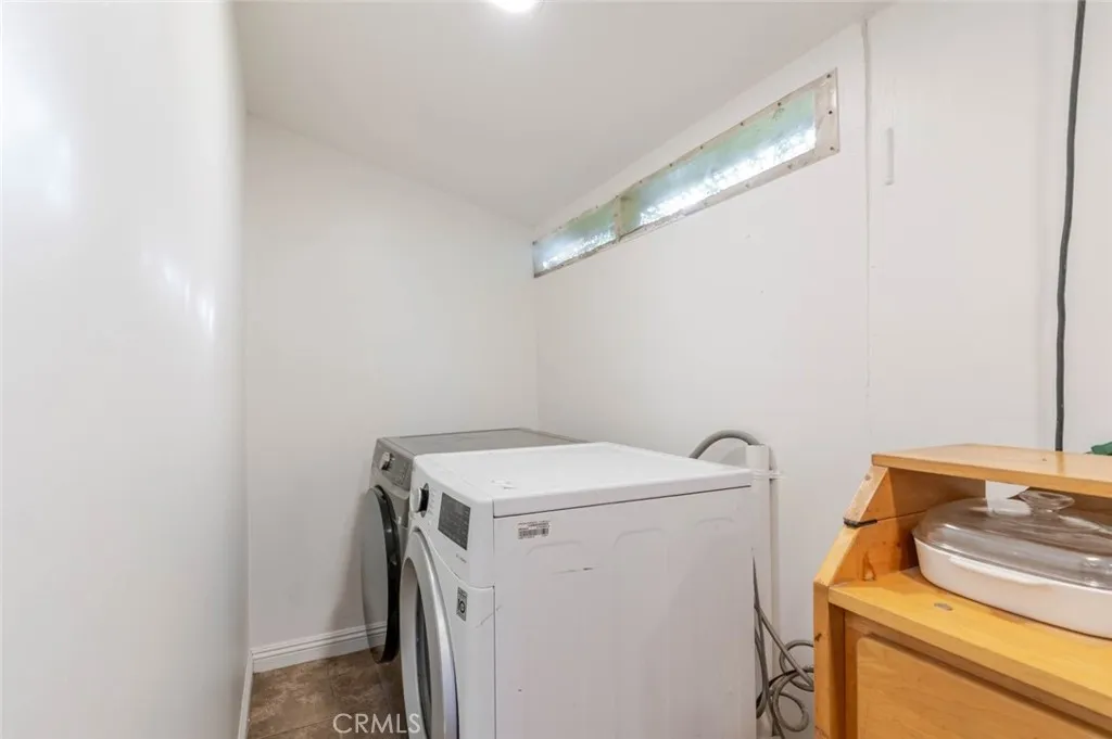 10434 Irma Avenue, Tujunga, California 91042 home-pic-6