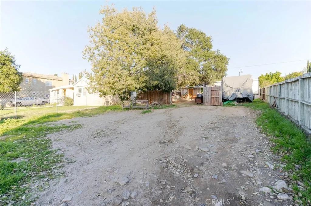 10434 Irma Avenue, Tujunga, California 91042 home-pic-26