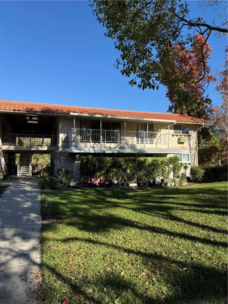 682 Via Alhambra P, Laguna Woods, California 92637 home-pic-17