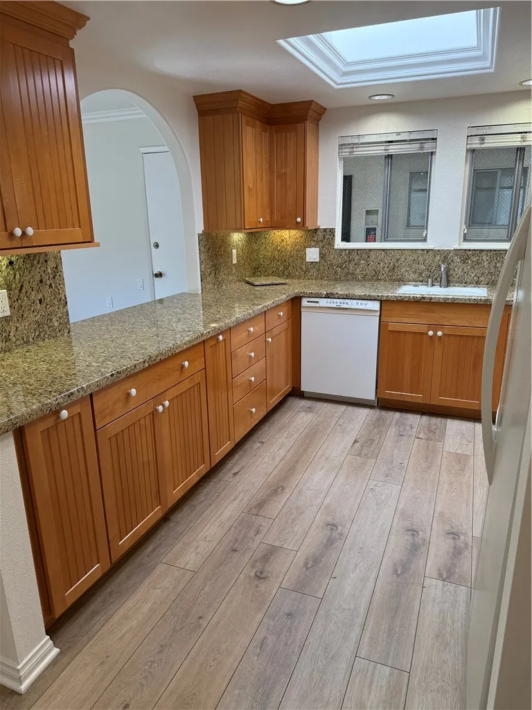 682 Via Alhambra P, Laguna Woods, California 92637 home-pic-4