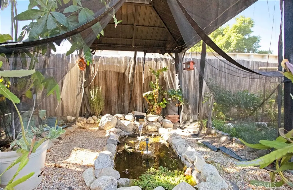 4692 Jackson, Riverside, California 92503 home-pic-20