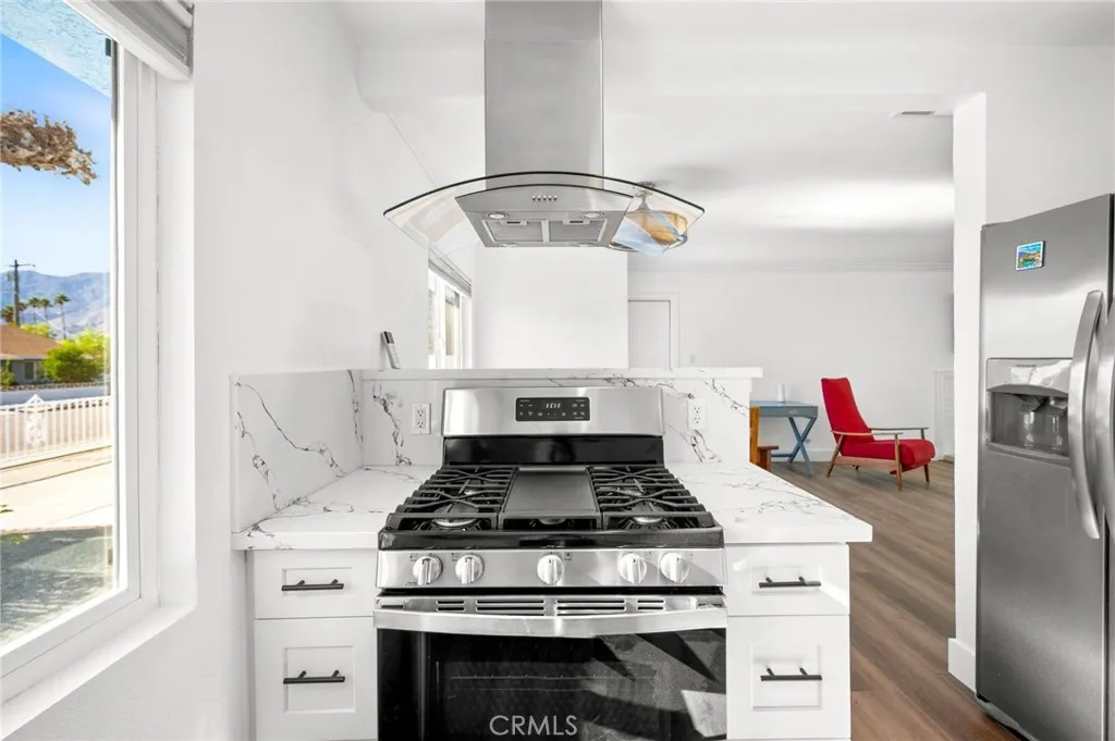 3760 E Calle San Antonio, Palm Springs, California 92264 home-pic-9