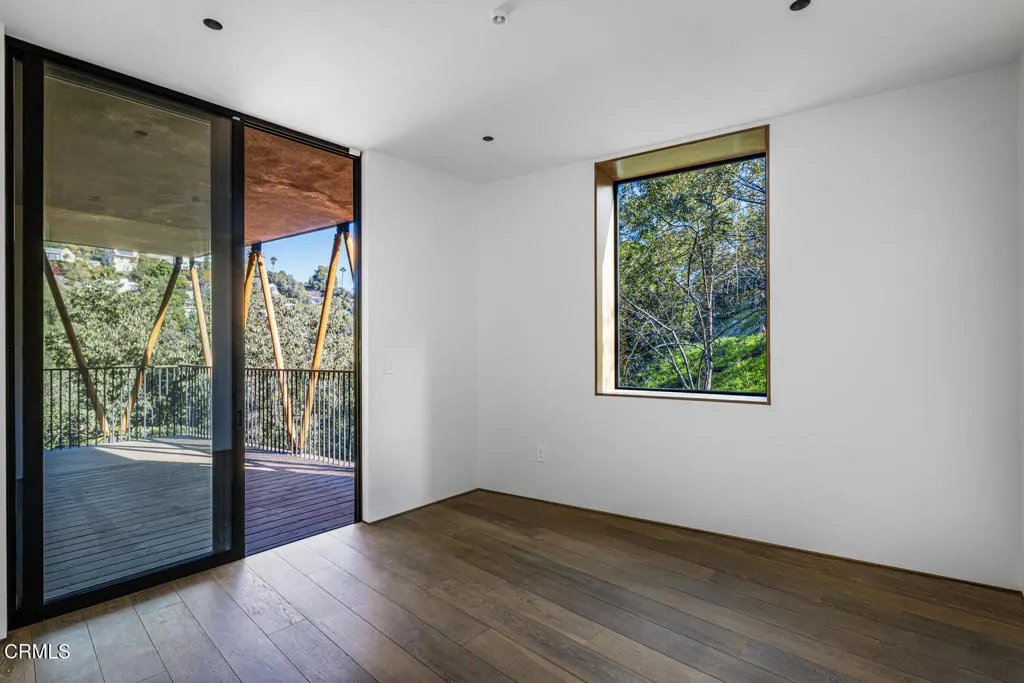 596 Quail Drive, Los Angeles, California 90065 home-pic-4