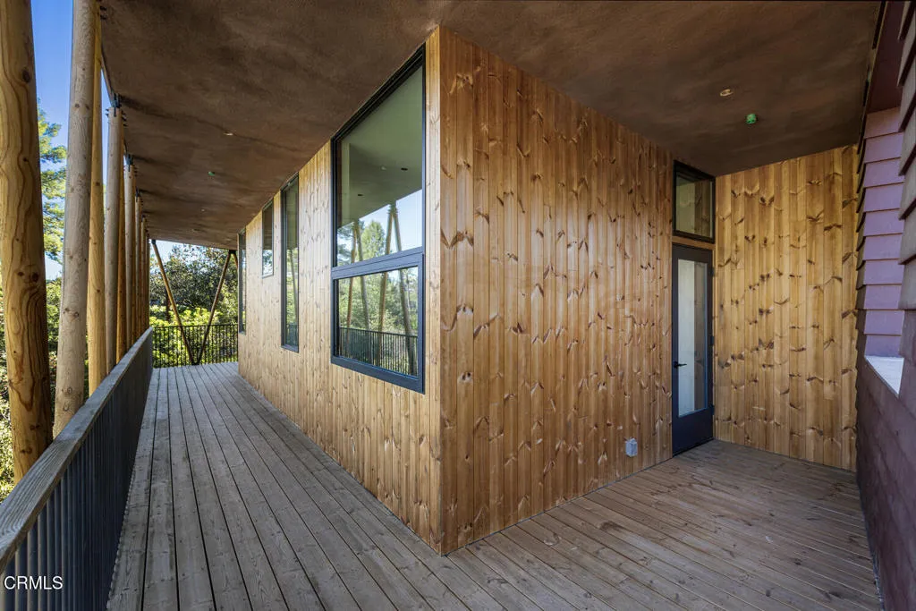 596 Quail Drive, Los Angeles, California 90065 home-pic-18