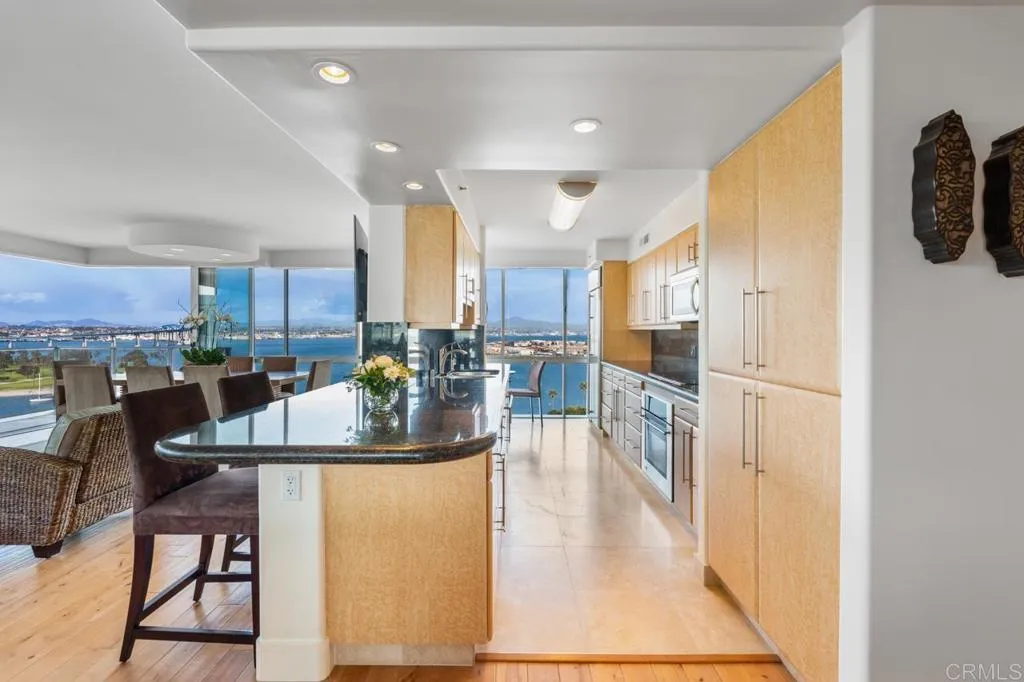 1820 Avenida Del Mundo 1507, Coronado, California 92118 home-pic-38