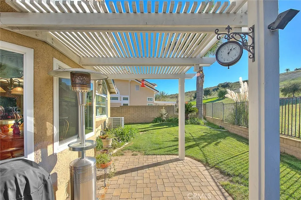 13178 Bella Vista Court, Chino Hills, California 91709 home-pic-42
