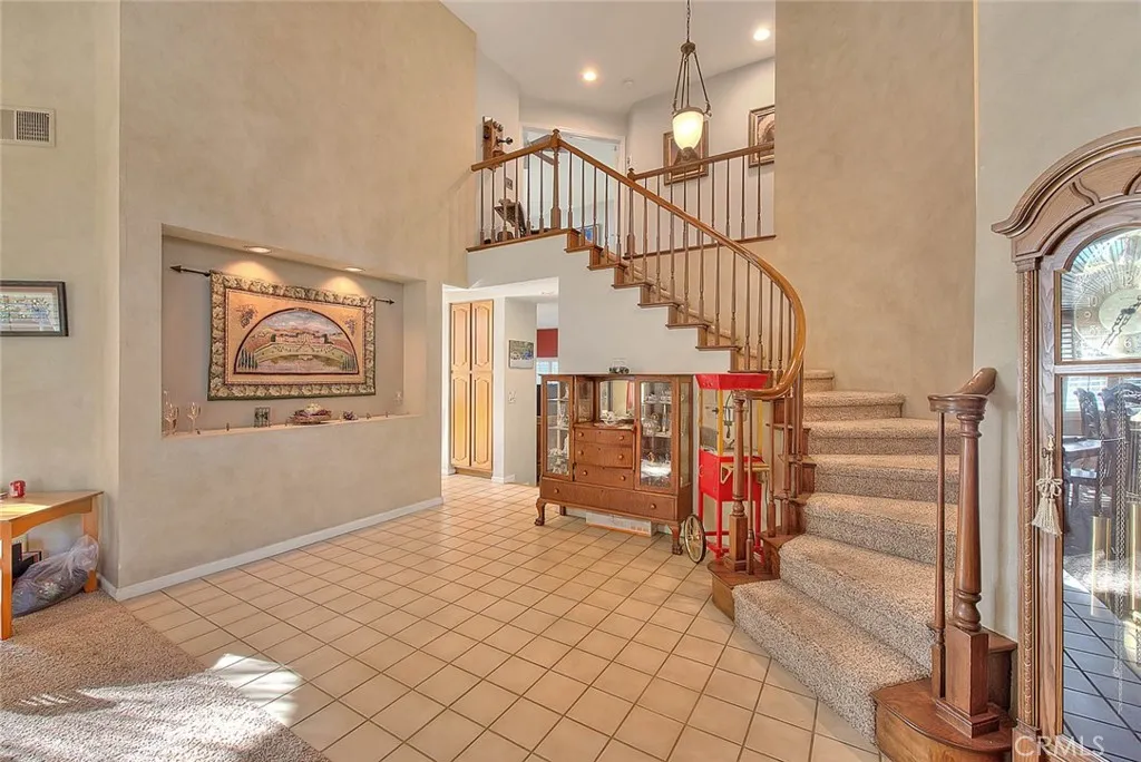 13178 Bella Vista Court, Chino Hills, California 91709 home-pic-10