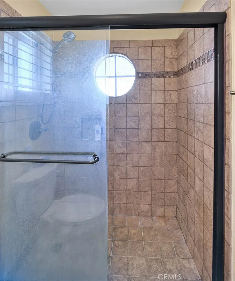 13178 Bella Vista Court, Chino Hills, California 91709 home-pic-32