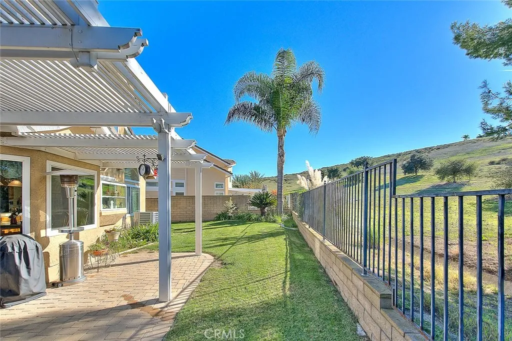 13178 Bella Vista Court, Chino Hills, California 91709 home-pic-43