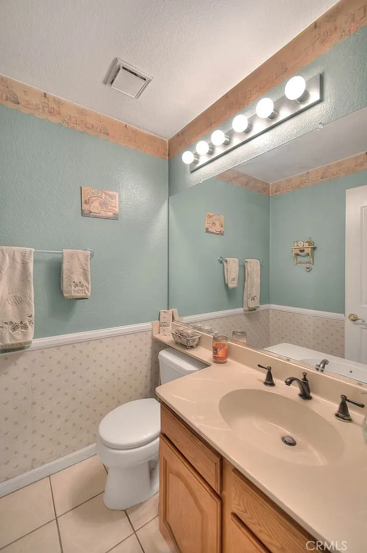 13178 Bella Vista Court, Chino Hills, California 91709 home-pic-24