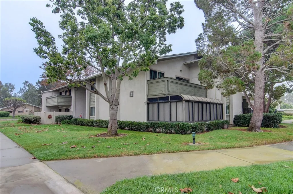 8777 Coral Springs Court 2b, Huntington Beach, California 92646 home-pic-0