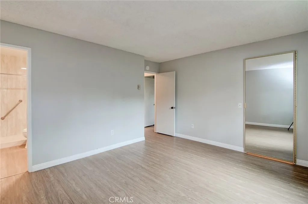 8777 Coral Springs Court 2b, Huntington Beach, California 92646 home-pic-12