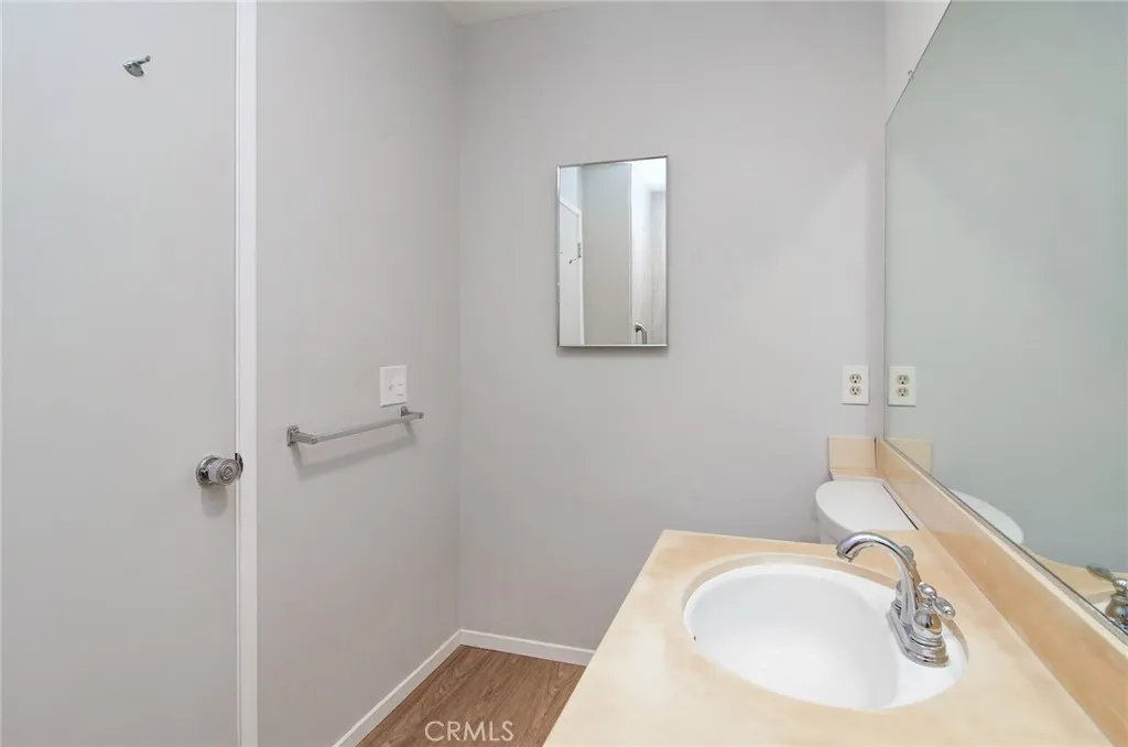 8777 Coral Springs Court 2b, Huntington Beach, California 92646 home-pic-20
