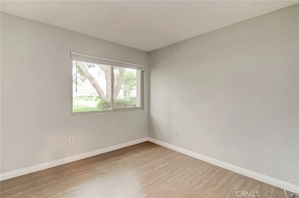 8777 Coral Springs Court 2b, Huntington Beach, California 92646 home-pic-17