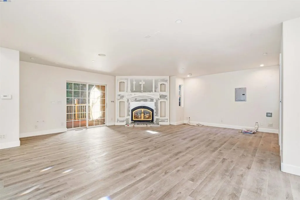 36215 Palomares Rd, Castro Valley, California 94552 home-pic-7