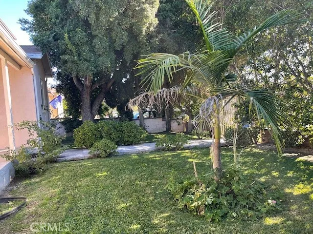 11143 Emelita, North Hollywood, California 91601 home-pic-3