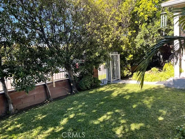 11143 Emelita, North Hollywood, California 91601 home-pic-5