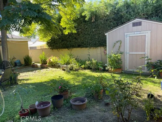 13430 Oxnard, Valley Glen, California 91401 home-pic-35