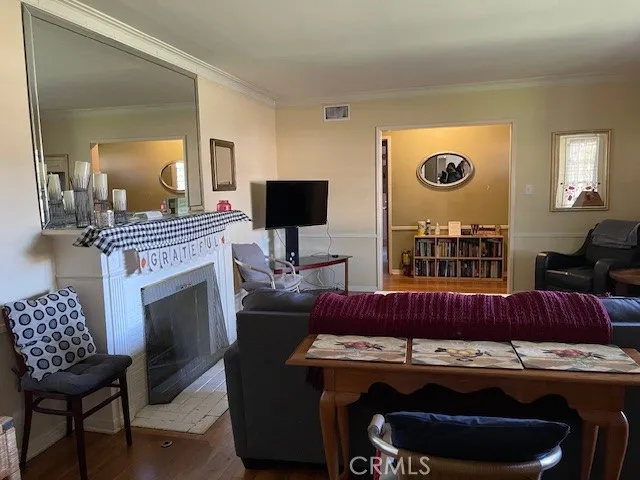 13430 Oxnard, Valley Glen, California 91401 home-pic-5