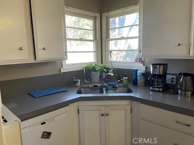 13430 Oxnard, Valley Glen, California 91401 home-pic-11