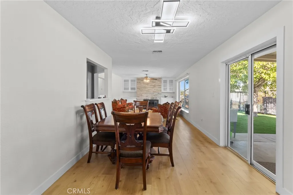 16463 Villa Drive, Victorville, California 92395 home-pic-9