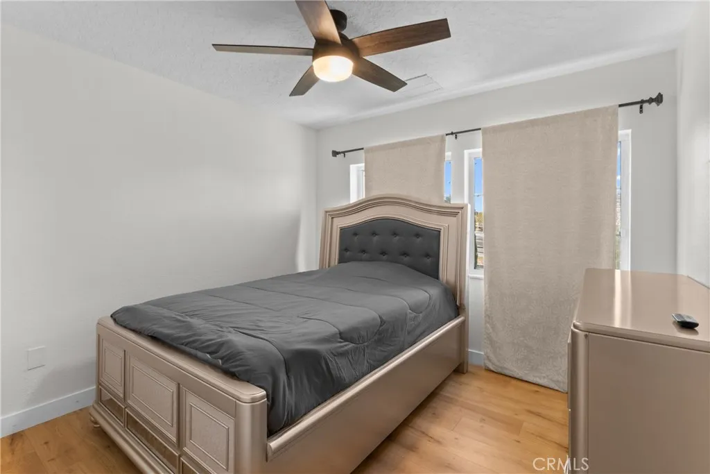 16463 Villa Drive, Victorville, California 92395 home-pic-14