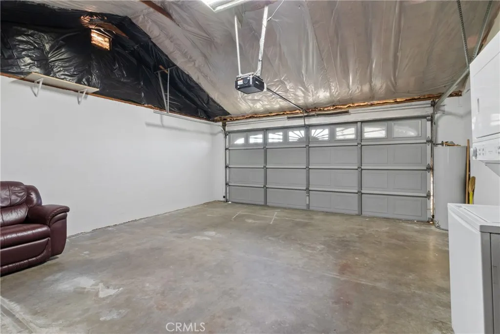 16463 Villa Drive, Victorville, California 92395 home-pic-3