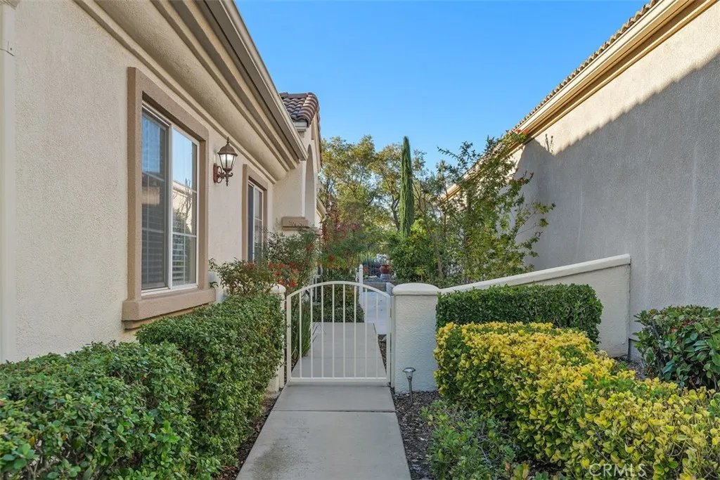 40109 Via Marisa, Murrieta, California 92562 home-pic-13