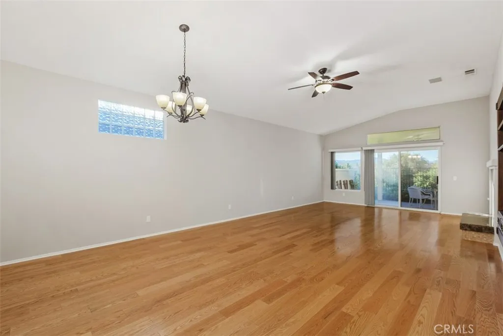40109 Via Marisa, Murrieta, California 92562 home-pic-16
