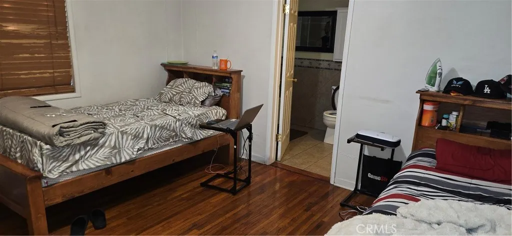 6709 Vesper, Van Nuys, California 91405 home-pic-9