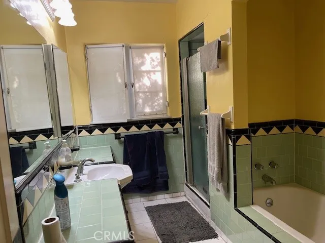 6709 Vesper, Van Nuys, California 91405 home-pic-24