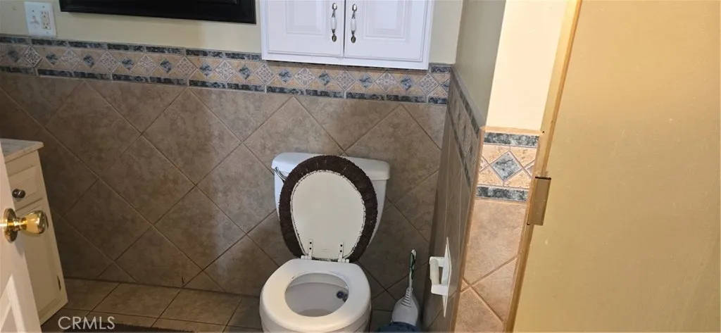 6709 Vesper, Van Nuys, California 91405 home-pic-10