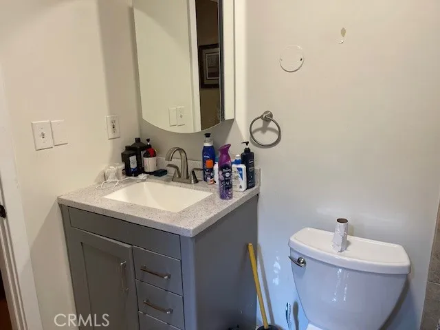 6709 Vesper, Van Nuys, California 91405 home-pic-17