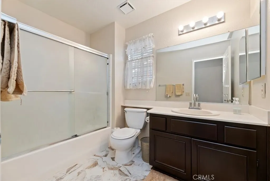 1447 Senator, San Jacinto, California 92583 home-pic-15