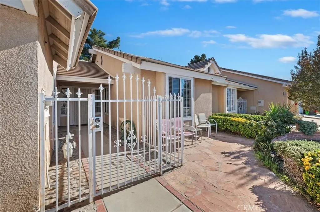 1447 Senator, San Jacinto, California 92583 home-pic-3