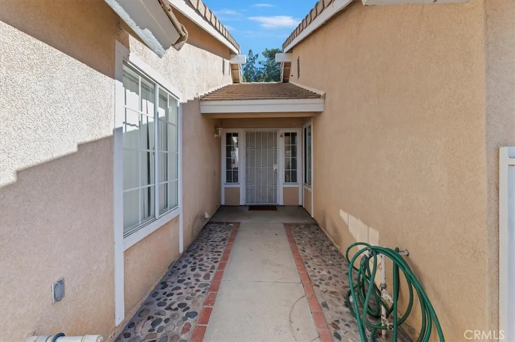 1447 Senator, San Jacinto, California 92583 home-pic-4