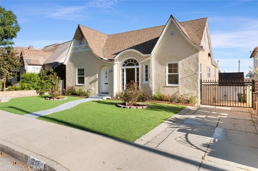 1212 S Weymouth, San Pedro, California 90732 home-pic-3