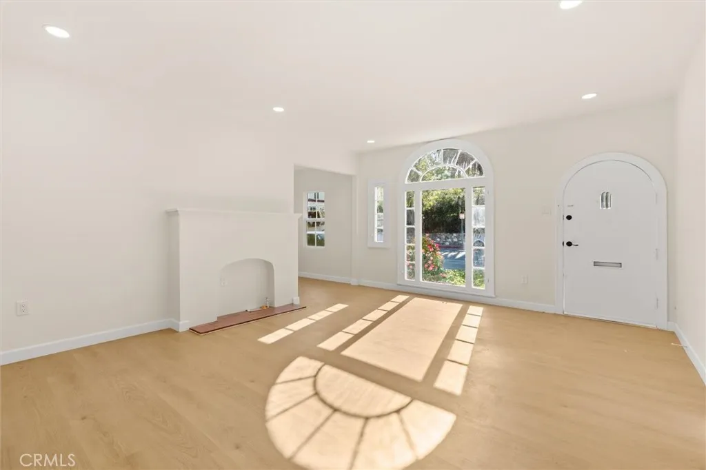 1212 S Weymouth, San Pedro, California 90732 home-pic-16