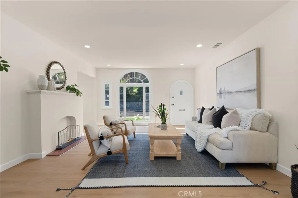 1212 S Weymouth, San Pedro, California 90732 home-pic-15