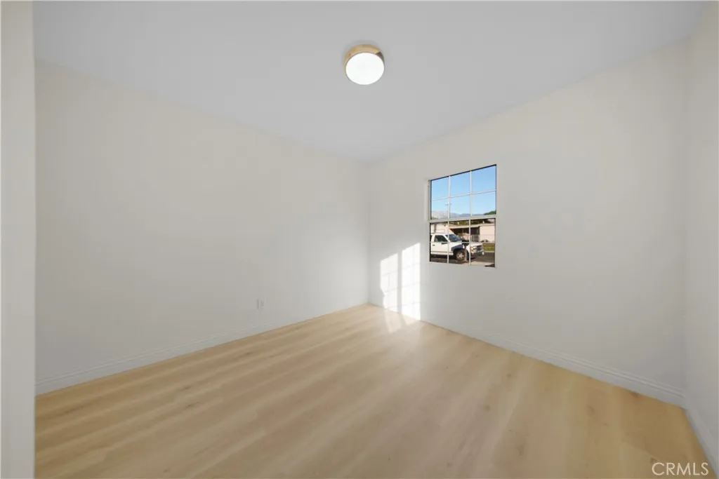 14935 Hibiscus, Fontana, California 92335 home-pic-19