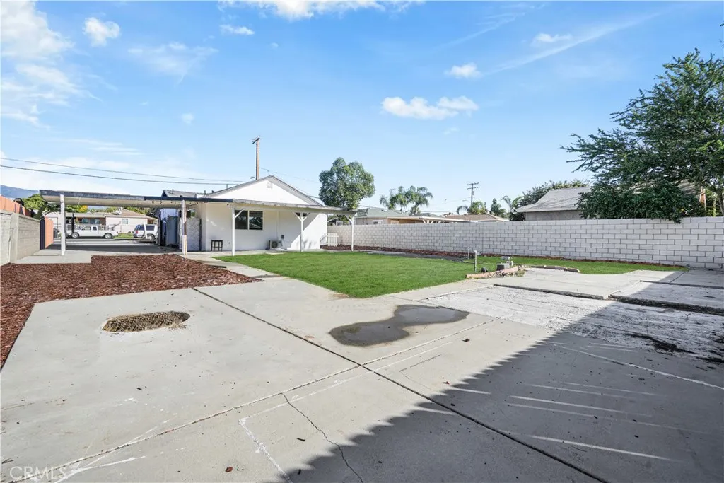 14935 Hibiscus, Fontana, California 92335 home-pic-22