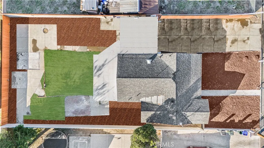 14935 Hibiscus, Fontana, California 92335 home-pic-25