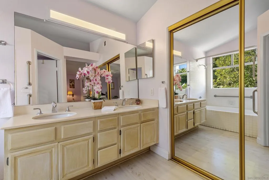 2100 Waterside Dr, Chula Vista, California 91913 home-pic-25