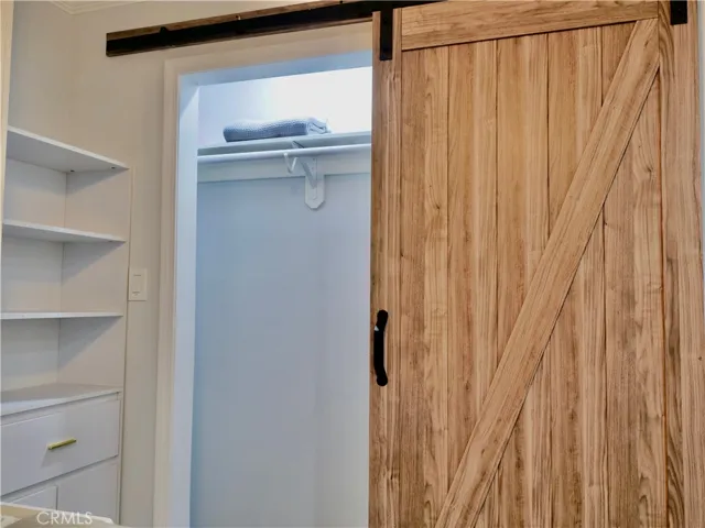 Closet and shelve with cabinet