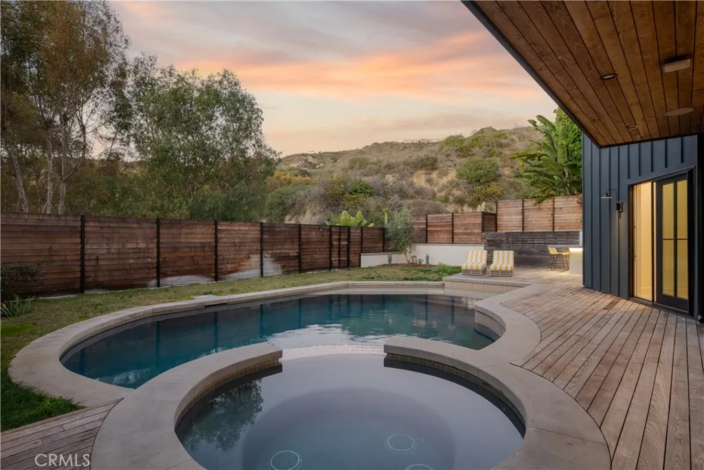 31831 Sunset Avenue, Laguna Beach, California 92651 home-pic-30