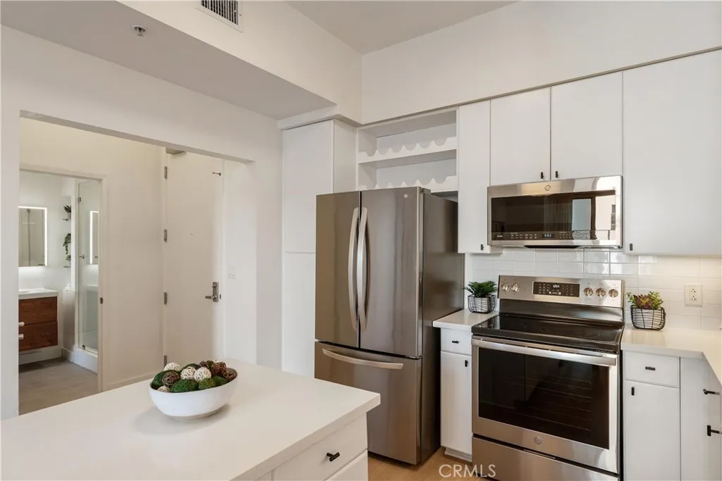 488 E Ocean Boulevard 1209, Long Beach, California 90802 home-pic-7
