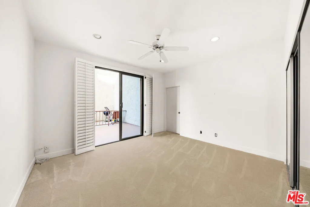 4454 Ventura Canyon Avenue 103, Sherman Oaks, California 91423 home-pic-29